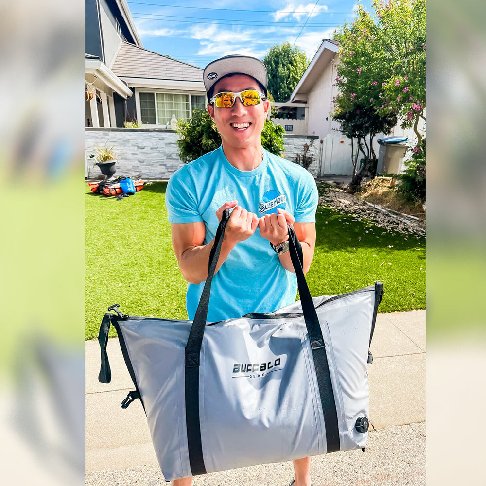 45QT Fish Cooler Bag With Flat Bottom | Color: White Gray