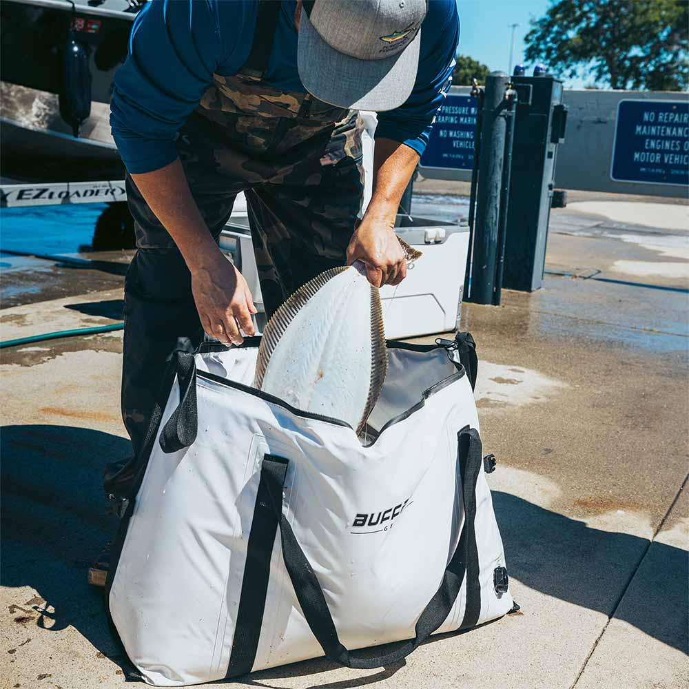 58QT Fish Cooler Bag With Flat Bottom | Color: Gray White