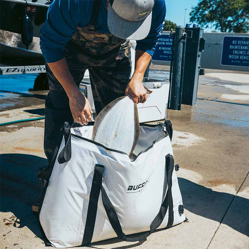 58QT Fish Cooler Bag With Flat Bottom | Color: Gray White