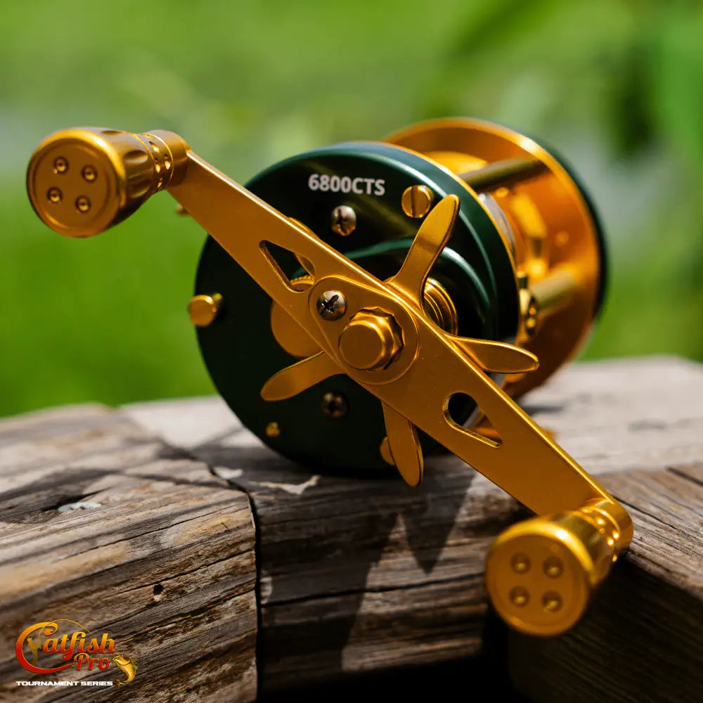 6800 CTS Round Baitcaster Reel | Hand: Right Left - Catfish
