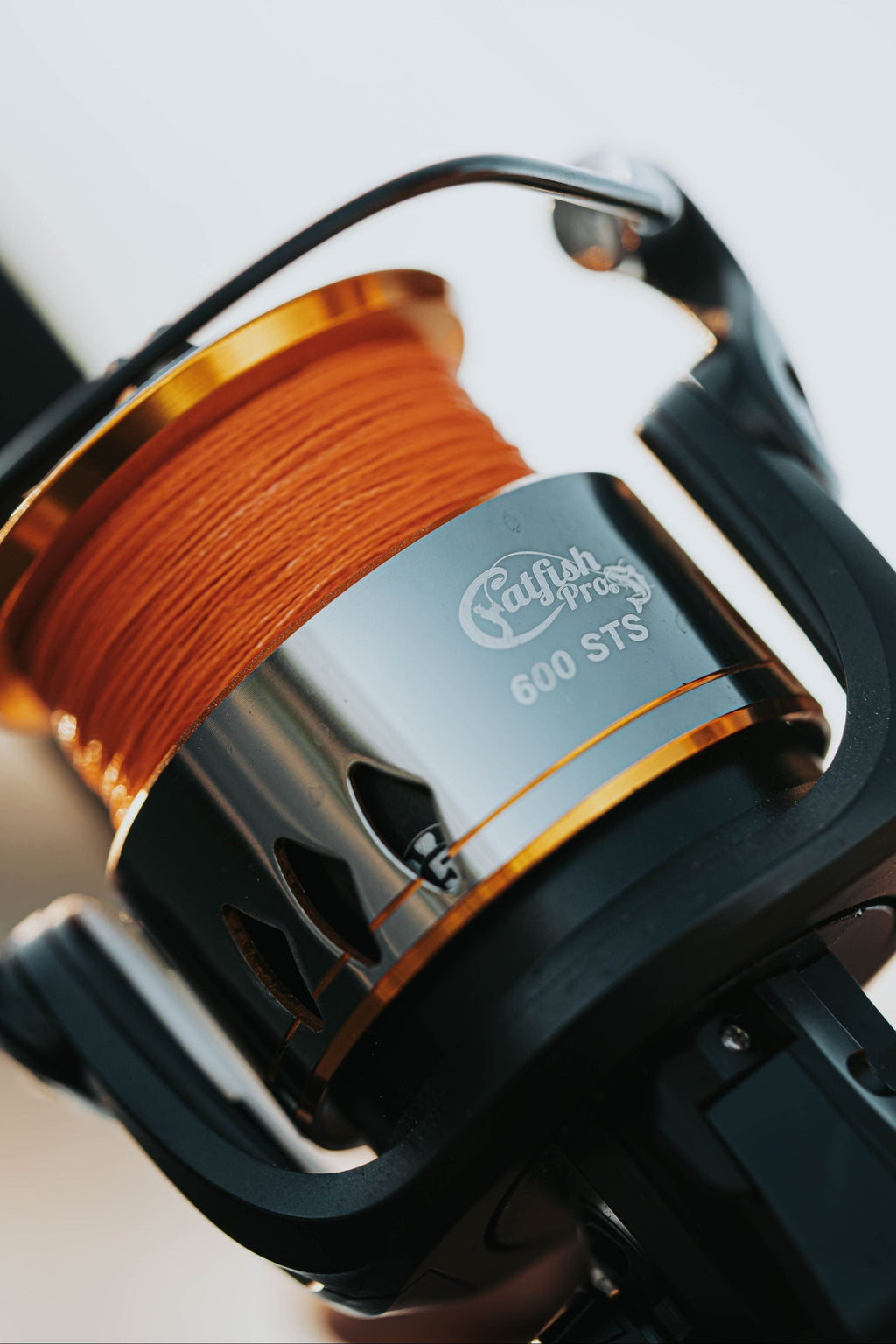 Catfish Pro 600STS Spinning Reel – 22LB Drag | Live Liner | 5 + 1 Bearings