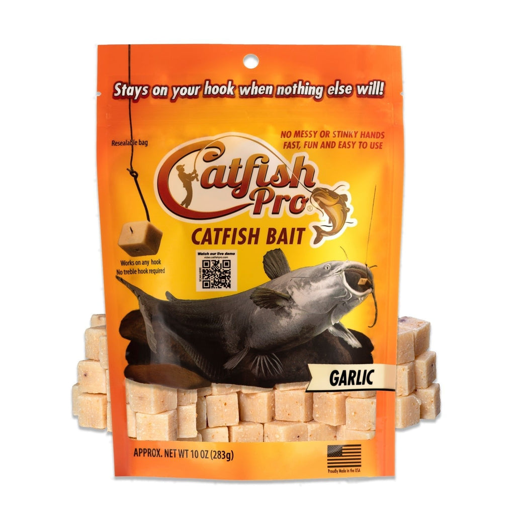Catfish Pro Garlic Bait – Concentrated Natural Oil & Protein Formula
