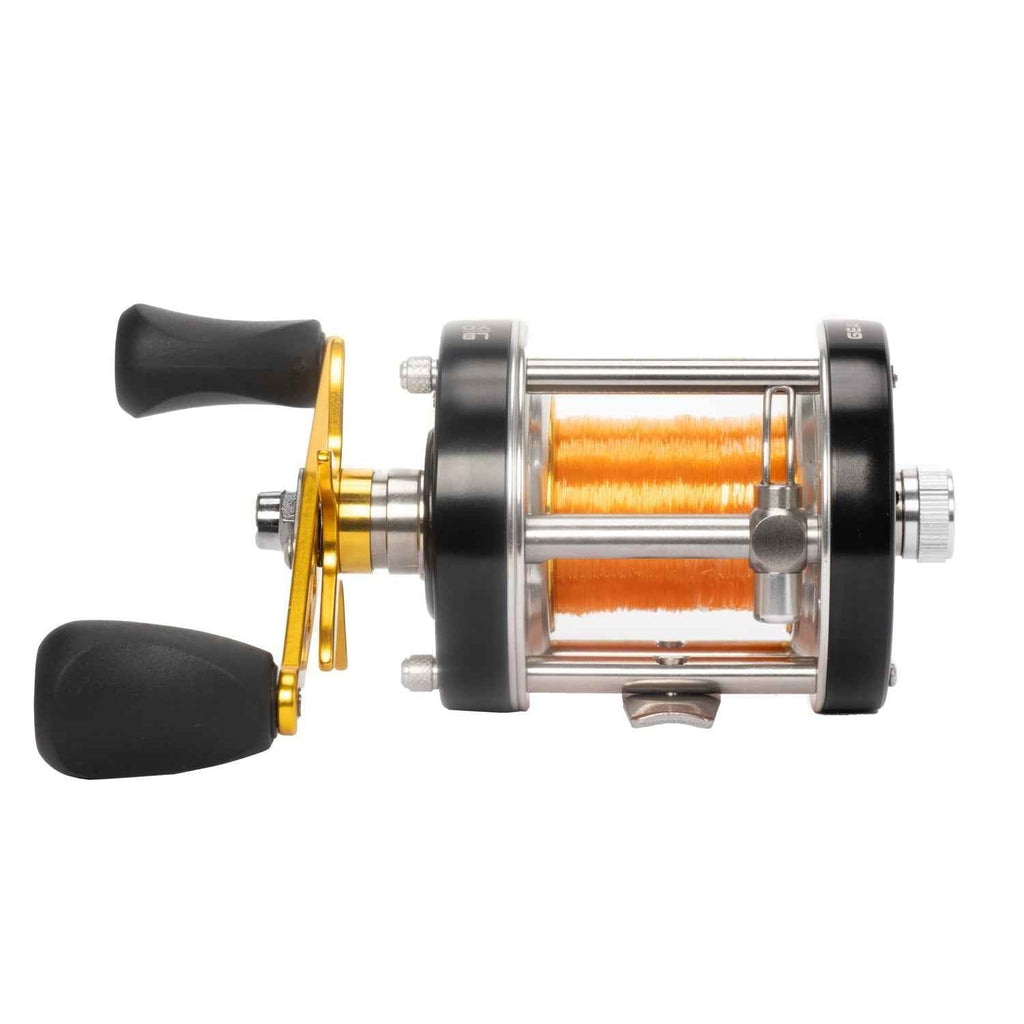 Catfish Pro Round Baitcaster Reel - Right