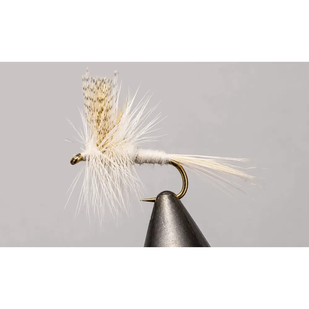 Light Cahill | Style: Classic Parachute | Size: 10 12 14 16 18 - 3 Pack - Artificial Fishing Flies