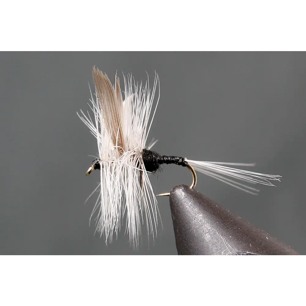 Trico | Style: Classic Parachute Thorax | Size: 12 14 16 18 20 22 - 3 Pack - Artificial Fishing Flies